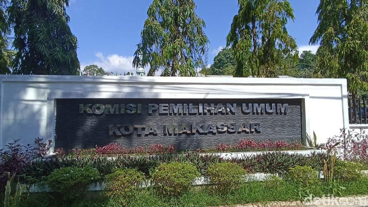 Pemilu Pendaftar Kpps Hari Pertama Di Makassar Orang