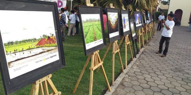 SYL Kunjungi Pameran Foto di Benteng Rotterdam IMAG0444-768x432