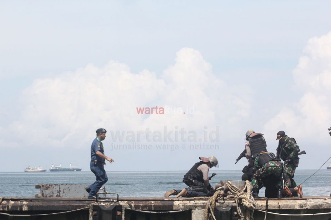 simulasi keadaan darurat di terminal bahan bakar minyak