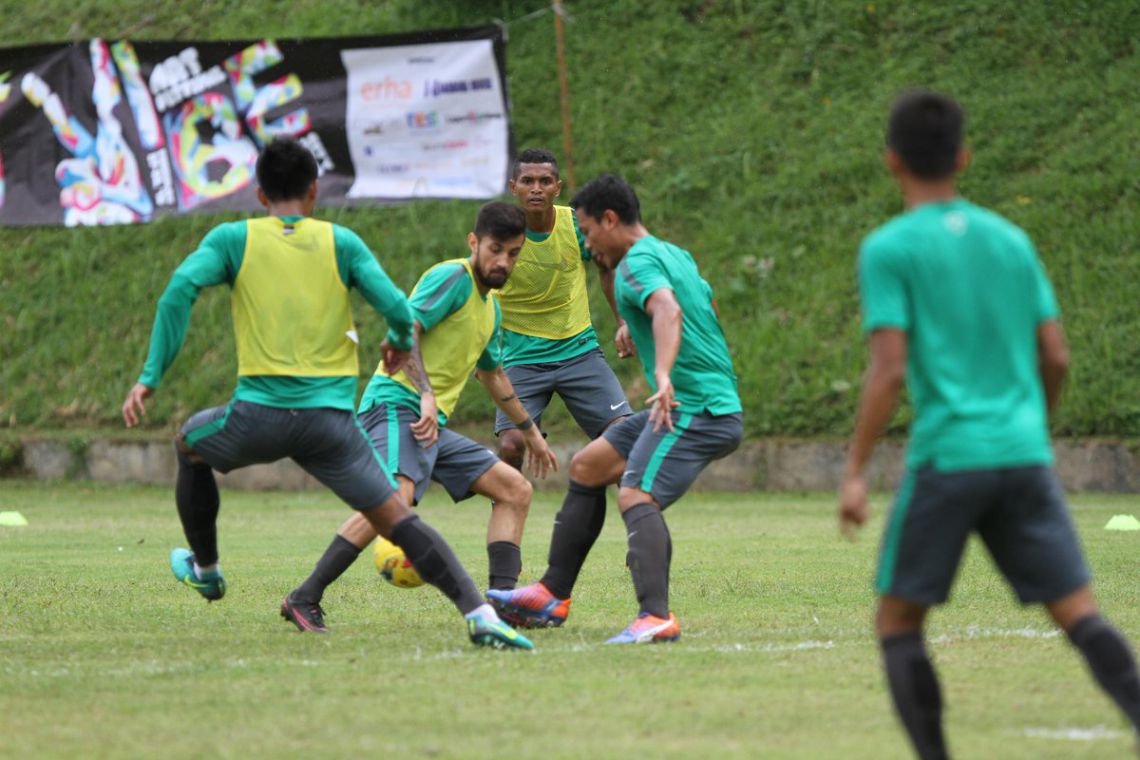 Latihan persiapan menghadapi Vietnam di Semi Final (Foto: Twitter @pssi__fai )