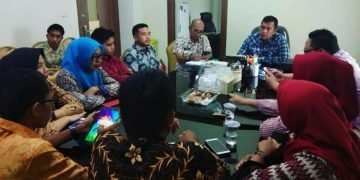Camat Tamalanrea Rakor Bahas Adminiatrator