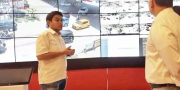 Diskominfo Makassar Jamu Manajemen Manufaktur Huawei di War Room Balaikota Makassar - Utama