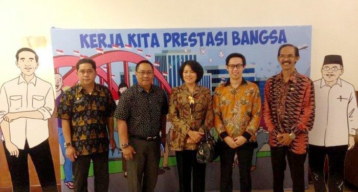 Kemenkominfo dan Diskominfo Makassar Gelar Sosialisasi Flash Design 4 Tahun Indonesia Kreatif - Utama Kemenkominfo dan Diskominfo Makassar Gelar Sosialisasi Flash Design 4 Tahun Indonesia Kreatif - Utama