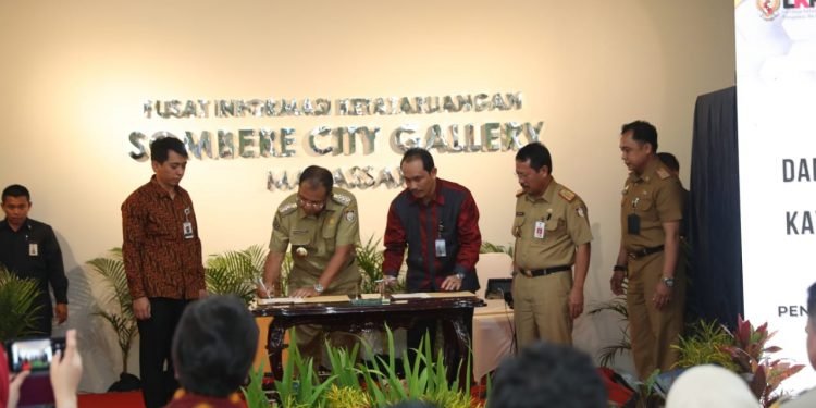 Transparansi Cegah Korupsi, LKPP dan Pemkot Makassar Taken MoU SAVE_20190408_215208