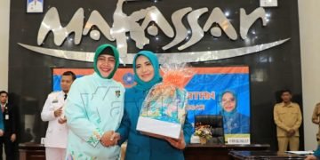 Murni Resmi Jadi PJ Ketua PKK Kota Makassar dan Ketua Dekranasda Kota Makassar - Utama