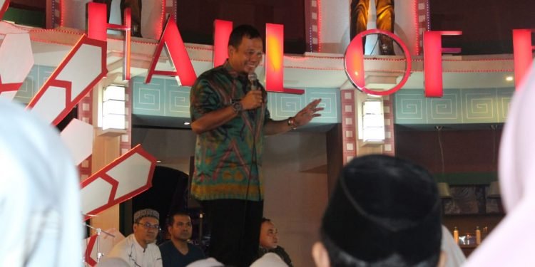 Iqbal Bagi Kunci Sukses di Hadapan 1.000 Anak Yatim WhatsApp Image 2019-06-20 at 21.37.26