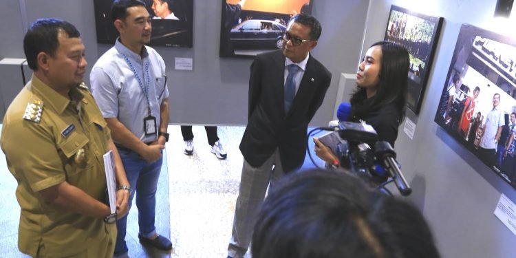 Gubernur NA dan PJ Wali Kota Iqbal Apresiasi Pameran Foto JK IMG_20190716_185845