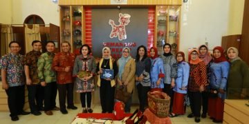 PJ Ketua Dekranasda Makassar Sambangi Kantor Dekranasda Kota Semarang