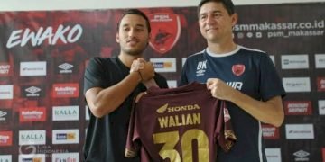 Pelatih PSM Percaya Ezra Ketimbang M Rahmat