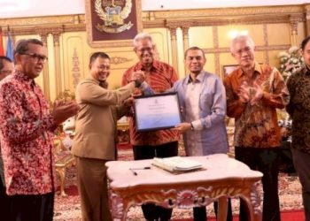 Iqbal Suhaeb Apresiasi Penyerahan PSU di Metro Tanjung Bunga
