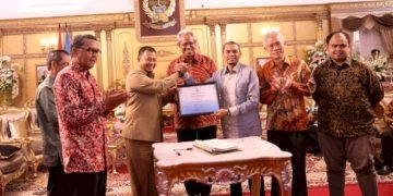 Iqbal Suhaeb Apresiasi Penyerahan PSU di Metro Tanjung Bunga