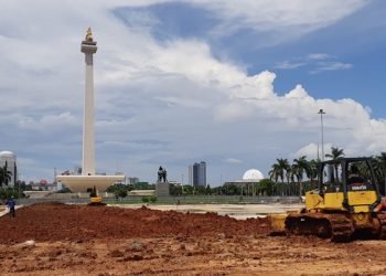 Pratikno Minta Anies Baswedan Hentikan Revitalisasi Monas