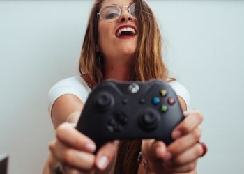 Xbox Bukan Bersaing dengan PS5, tapi Google