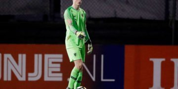 Manchester City Boyong Penjaga Gawang 16 Tahun dari Utrecht