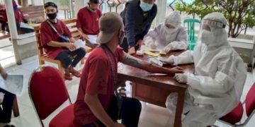 Pemkab Gowa Jemput Belasan TKI dari Malaysia