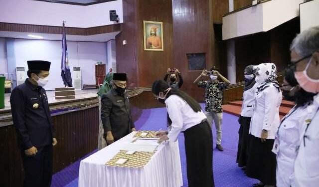 Lantik Kepala UPT Pendidikan Formal Se-Kota Makassar, Rudy Minta Jaga Netralitas