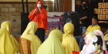 Ngobrol Santai dengan Fatma, Warga Tamamaung Kenang Pembuktian Danny - Utama