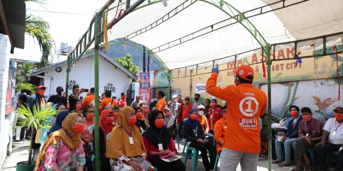 Guru Kontrak Bersyukur, di Era Danny Pomanto Honornya Meningkat - Utama