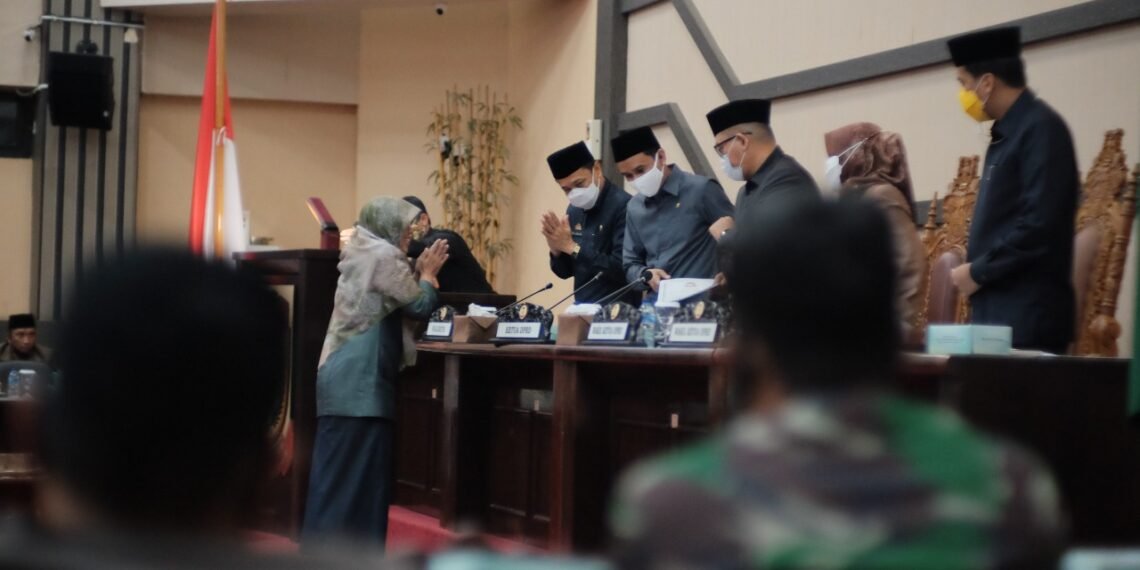 DPRD Kota Makassar Sahkan APBD 2021 dan Propemperda 2021