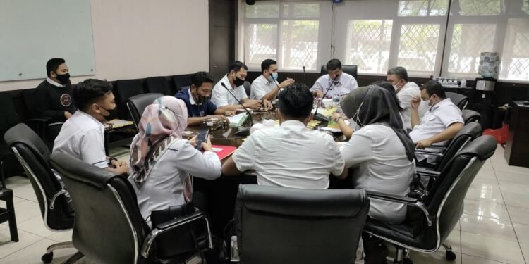 Respon Cepat, Dinas PU Makassar dan PDAM Bahas Teknis Pemasangan Pipa Air - Utama