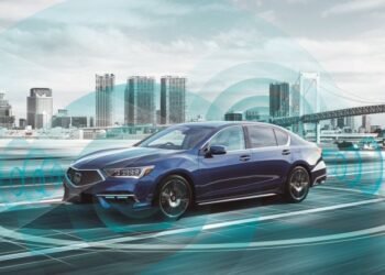 Legend Hybrid EX, Mobil Semi Autopilot Pertama Honda