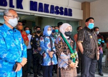 Wawali Makassar Dampingi Manaker Resmikan Aula BLK Makassar