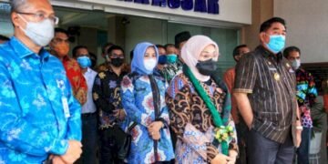 Wawali Makassar Dampingi Menteri Ketenagakerjaan Resmikan Aula BLK Makassar