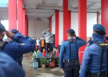 Wali Kota Makassar Lepas Ratusan Petugas Damkar dan BPBD untuk Sterilkan Masjid Jelang Ramadan