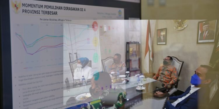 Didampingi Forkopimda, Danny Hadiri Rakor Evaluasi PPKM Mikro Bersama 34 Kepala Daerah Se Indonesia