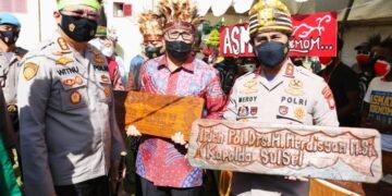 Walikota Makassar Apresiasi Dewan Mahasiswa Tunjuk Makassar Tuan Rumah Festival Budaya Nusantara - Utama