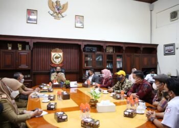 Pemkot Makassar x KPU