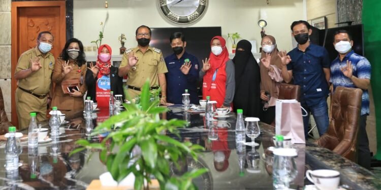 Ubah Sampah Jadi Ekonomis, Danny Harap Warga Lebih Produktif Yayasan peduli negeri