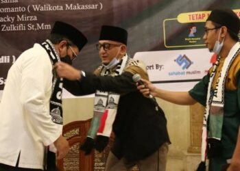 road-show-penggalangan-dana-danny-dikukuhkan-jadi-duta-rumah-dai-palestina