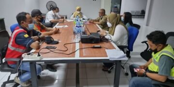 Dinas PU Makassar Bersama Pemprov Sulsel Rakor Benahi Trotoar di Makassar - Utama