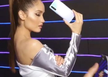 resmi-dirilis-di-indonesia-oppo-reno3-dibanderol-rp519-juta-700x375