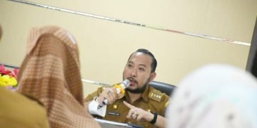 Camat Panakkukang Pimpin Rapat Koordinasi Bersama Jajaran Lurah