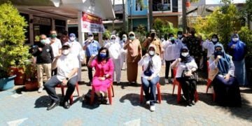 Fatmawati Rusdi Tinjau Kesiapan Tim Detektor Kelurahan Borong Dan Masale - Utama