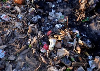 peluang-bisnis-sampah-plastik