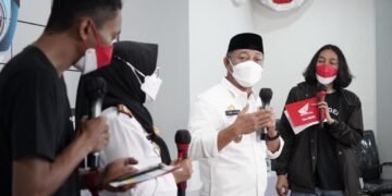 Pemenang Undian Sepeda Motor Untuk Peserta Vaksinasi Pelajar di Gowa