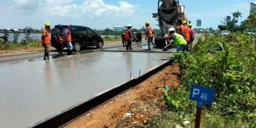 PU Makassar Beton Jalan Metro Tanjung Bunga - Utama