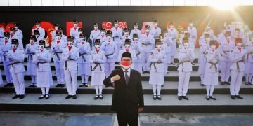 Danny Kukuhkan 70 Paskibraka Tingkat Kota Makassar - Utama