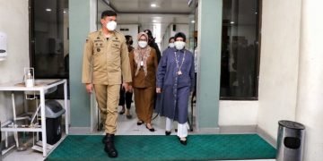 Gerakan Sedekah Donor Plasma, Indira Yusuf Ismail Sharing Bersama Ketua PMI Sulsel - Utama