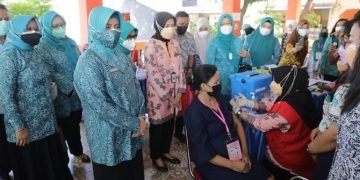 Ketua TP PKK Makassar, Launching Vaksinasi Covid19 bagi Ibu Hamil - Utama