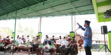 Wali Kota Danny Letakkan Baru Pertama, Dimulainya Pembangunan Shelter Masjid Al Muttaqin
