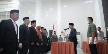 Danny Minta Dewas dan Direksi Perusda Fokus Maksimalkan PAD - Utama