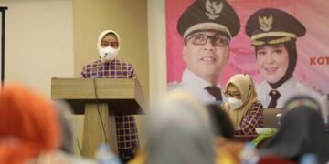 Workshop Pendataan Kapasitas Guru PAUD, Indira Jusuf Ismail : Bangun Komunikasi Baik - Utama