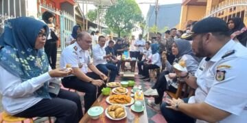 Wawali Fatma Tinjau Lorong Wisata Kecamatan Panakkukang, Cicipi Kue Tradisional UMKM Warga - Utama