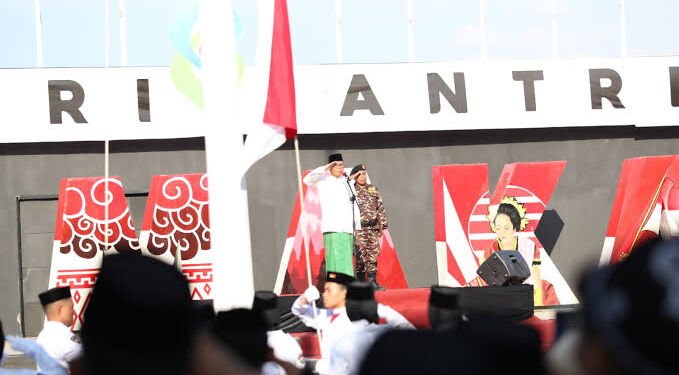 Danny Dimandat Sebagai Pembina Upacara Peringatan Hari Santri 2022 - Utama