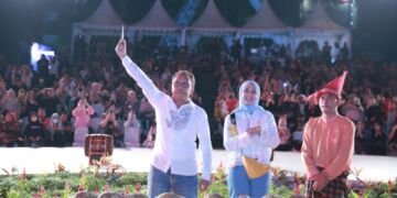 Prosesi Cabut Badik Tandai Makassar F8 2022 Resmi Ditutup - Utama