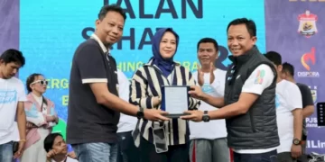 Fatmawati Rusdi Luncurkan Gerakan Bergerak Bersama Bermakna untuk Kesejahteraan Pekerja Makassar - Utama